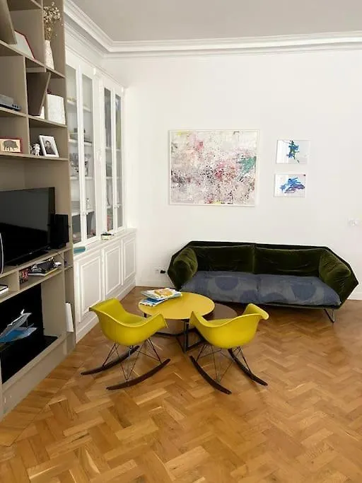 Apartment Stunning Family Flat At The Very Heart Of Paris