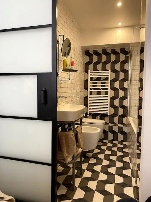 Stunning Family Flat At The Very Heart Of Parijs