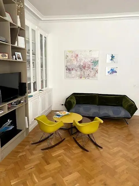 Stunning Family Flat At The Very Heart Of Parijs Frankrijk